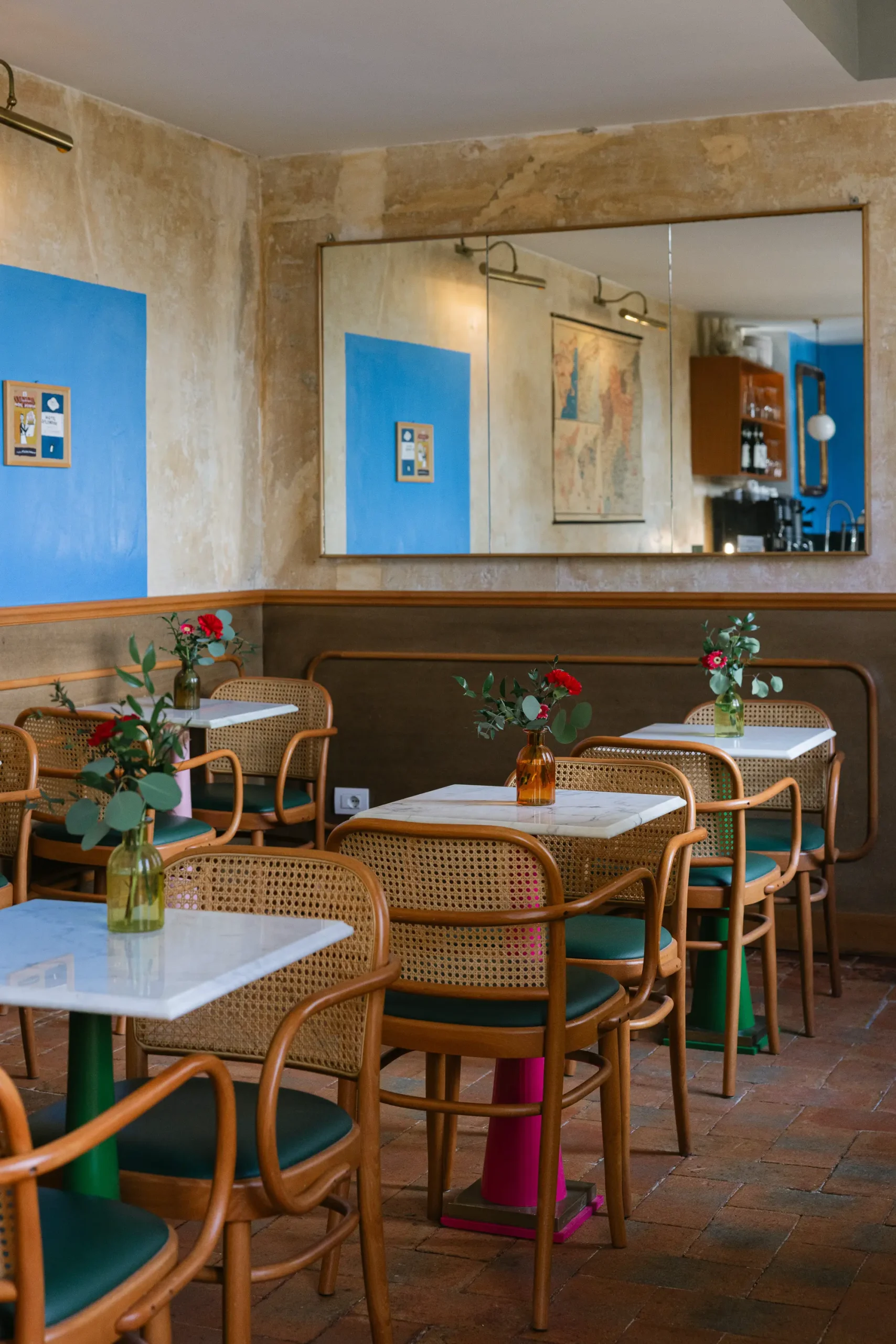 Boutique hotel interior at Oltrarno Splendid Florence featuring eclectic vintage design, layered textures, natural light, and elegant Italian atmosphere.