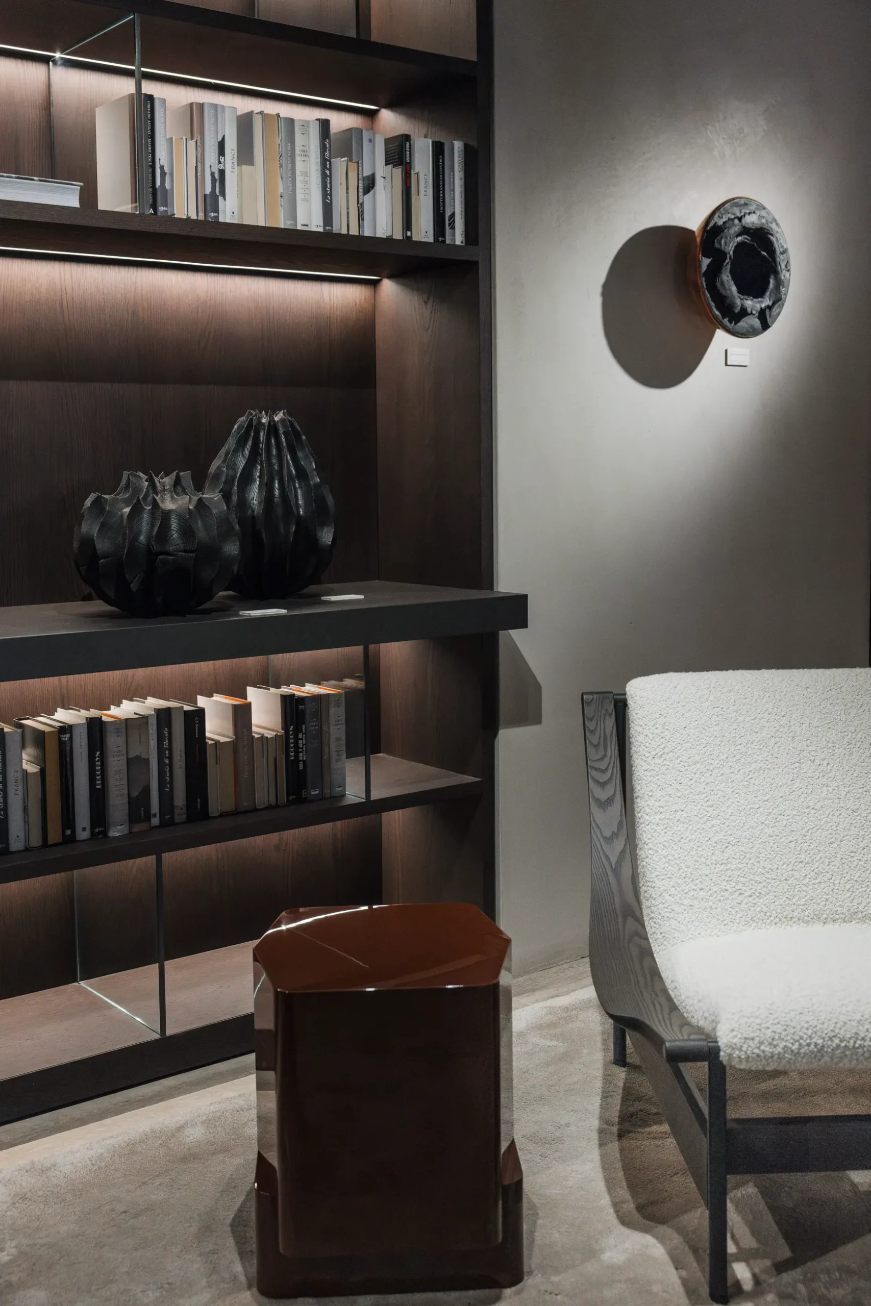 Refined Italian interiors and timeless contemporary design by Molteni&C.